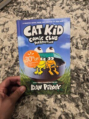 Cat Kid Comic Club: Perspectives | Dav Pilkey | Hardcover - Blue/Green